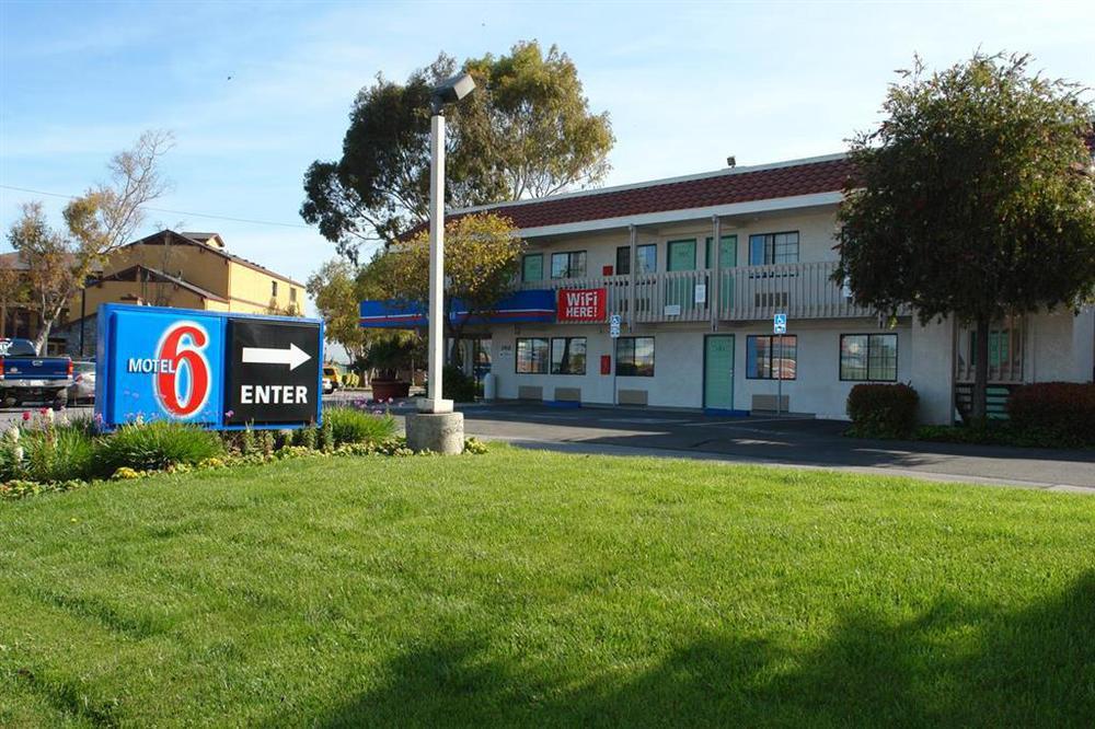 Motel 6-Salinas, Ca - North Monterey Area エクステリア 写真
